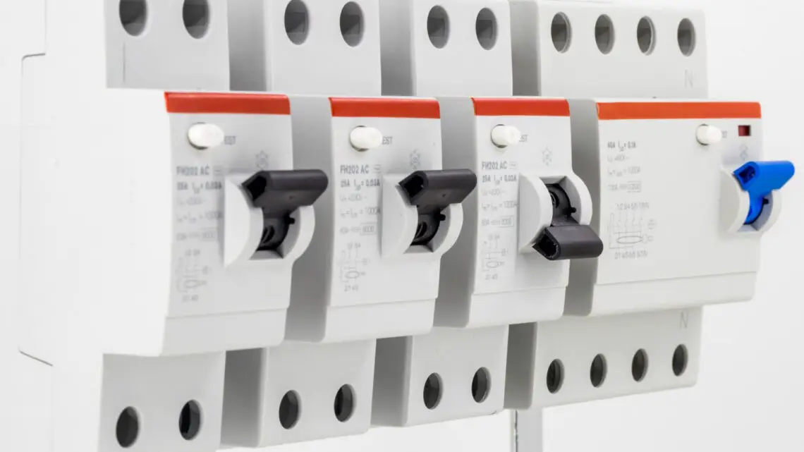 ایا کلید محافظ جان بدون ارت عمل میکند